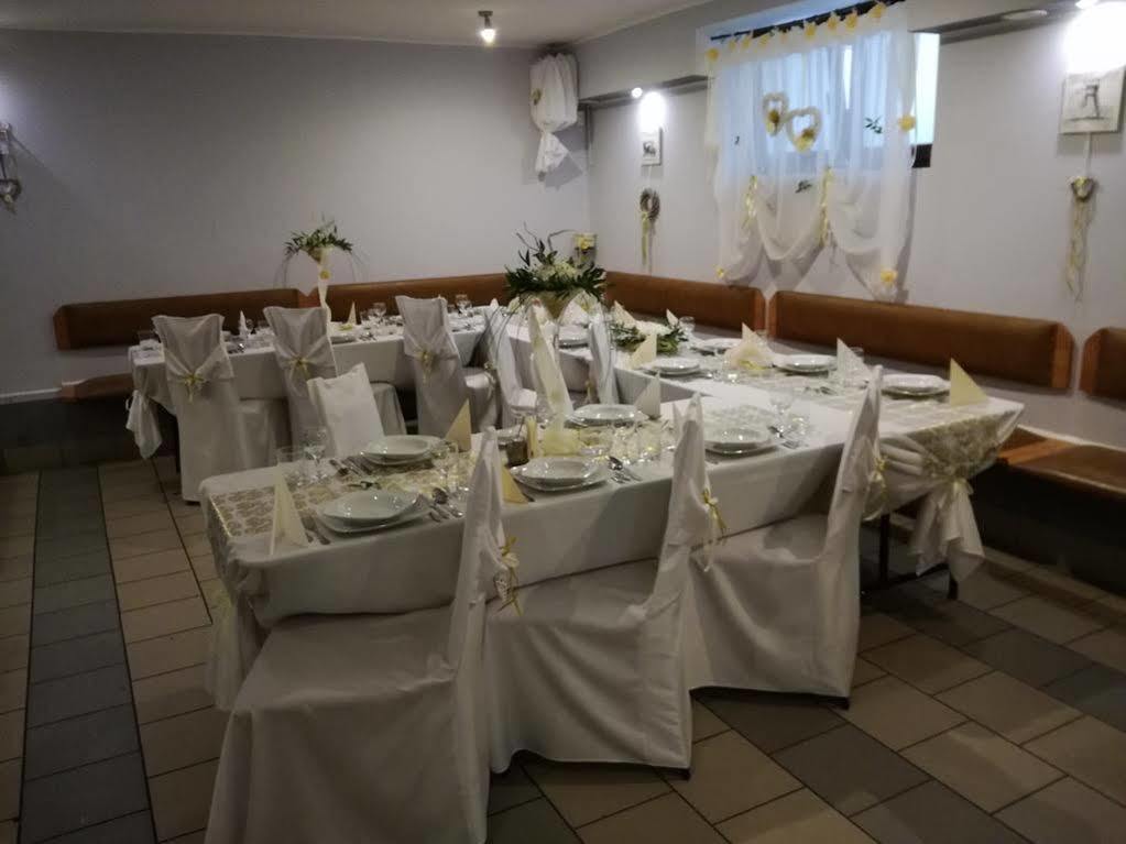 Gosciniec Silver Torun Exterior photo